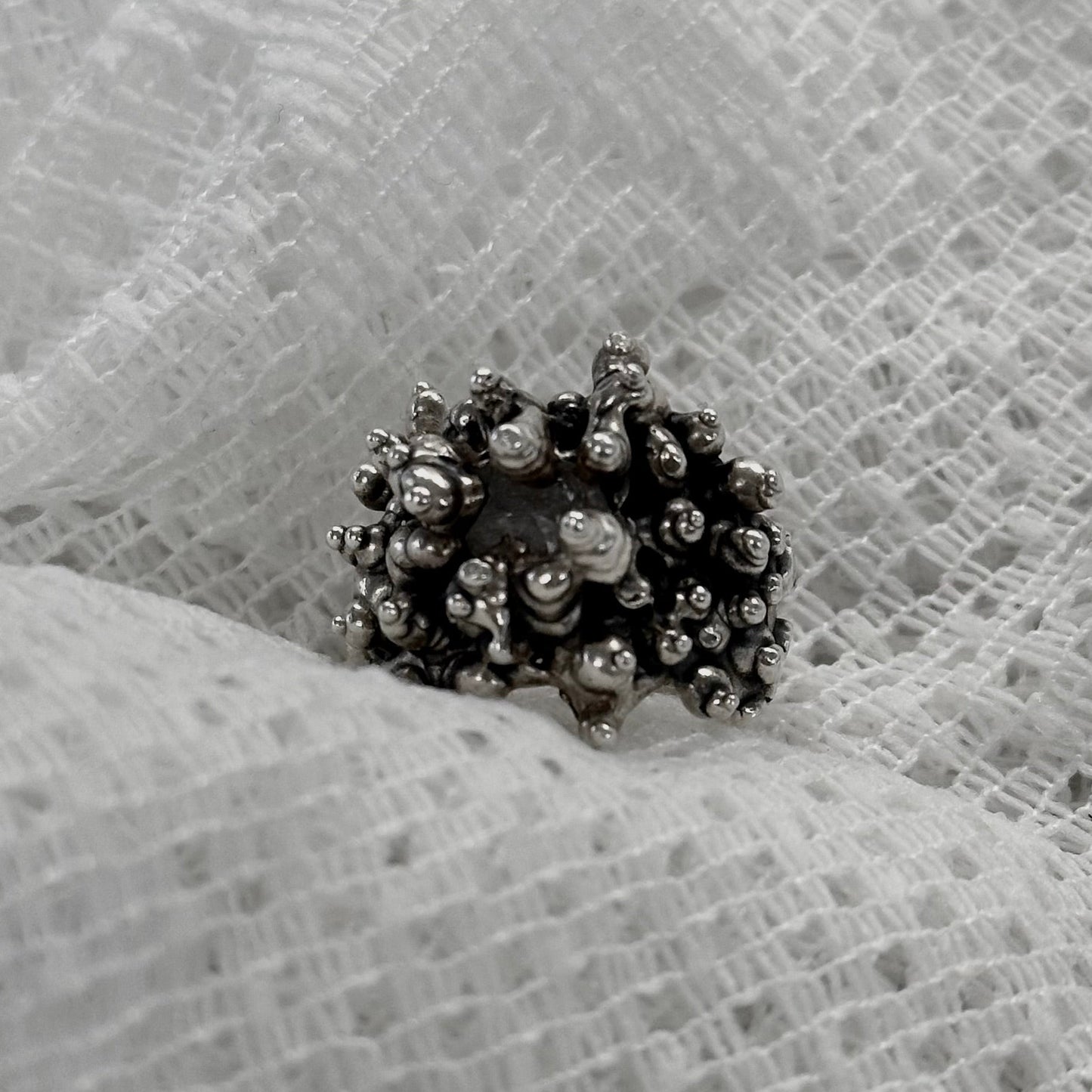 Wax Drops Ring With Oval Stone