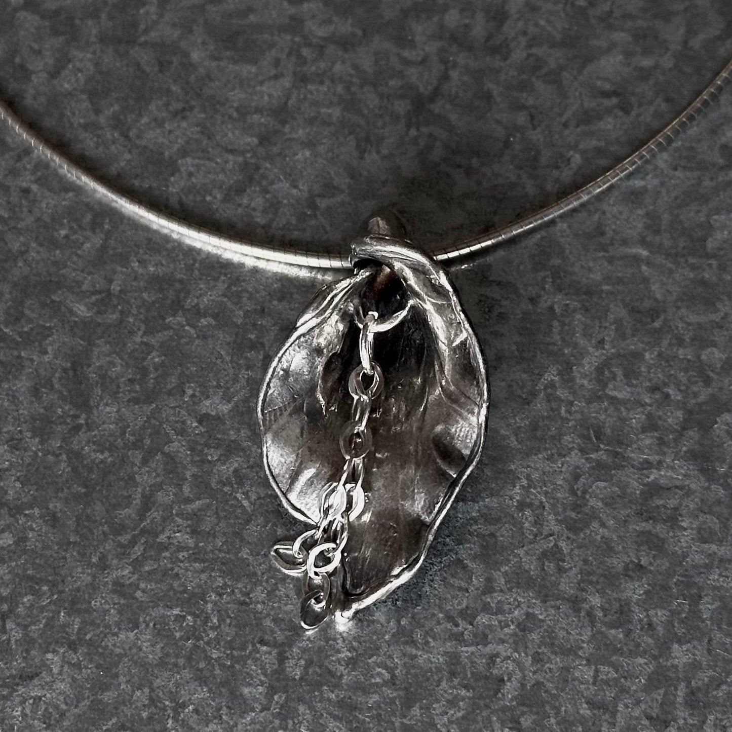 Lily Flower necklace