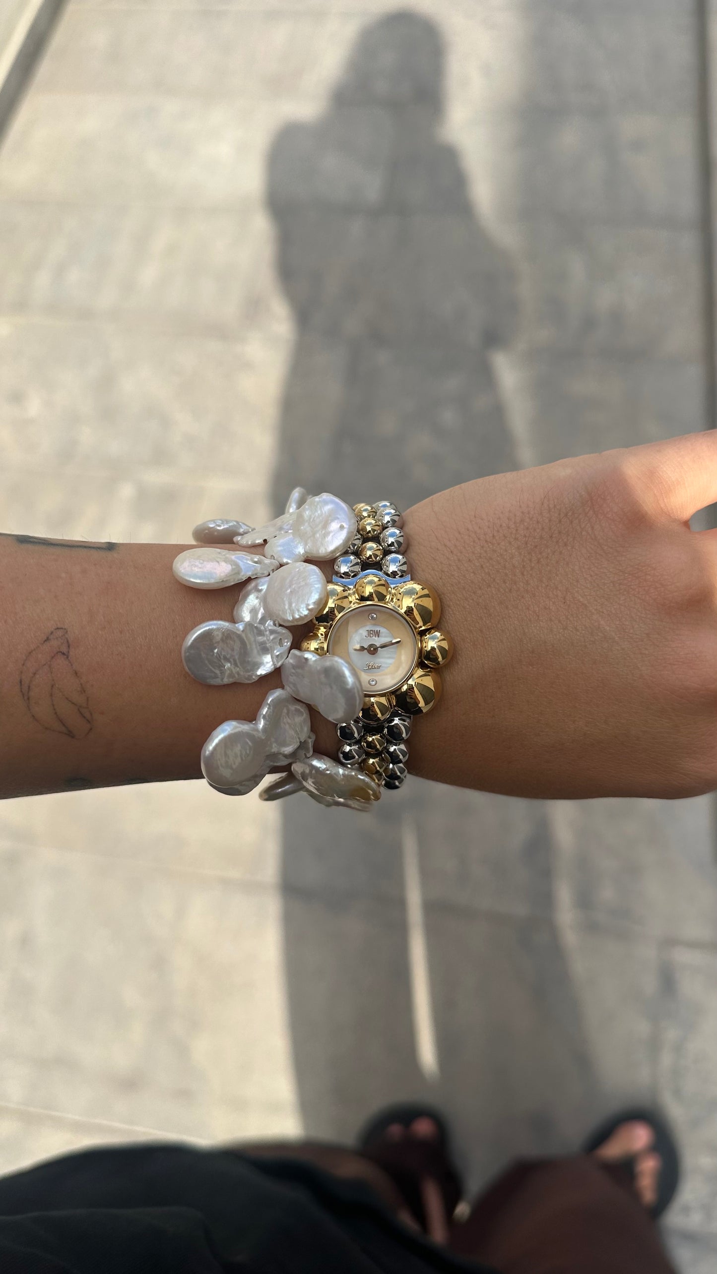 Huge a-symmetrical Pearls Bracelet
