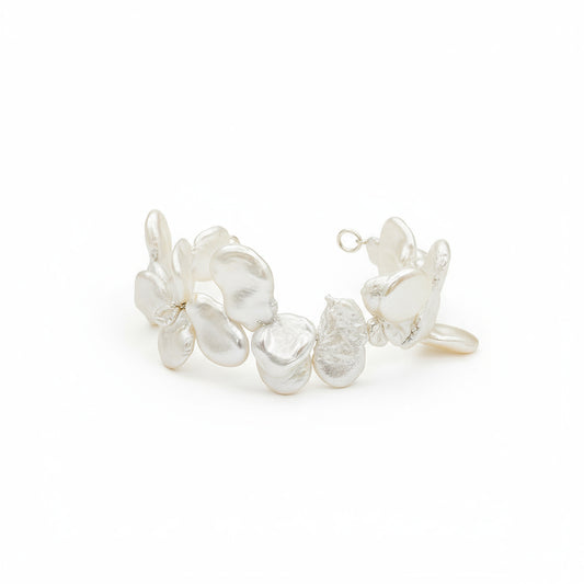 Huge a-symmetrical Pearls Bracelet