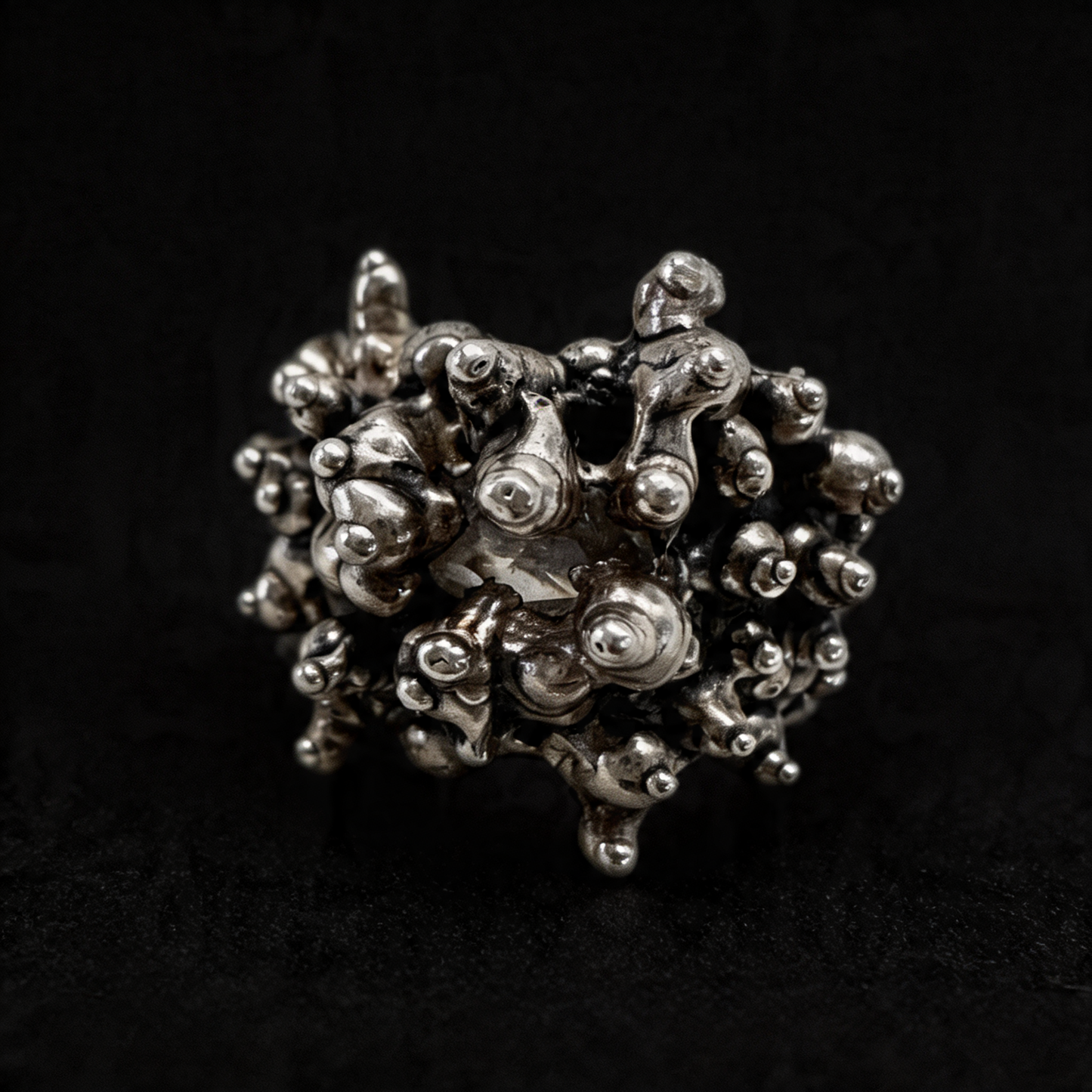 Wax Drops Ring With Oval Stone
