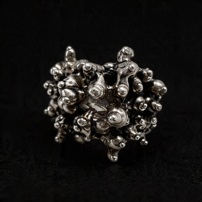 Wax Drops Ring With Oval Stone